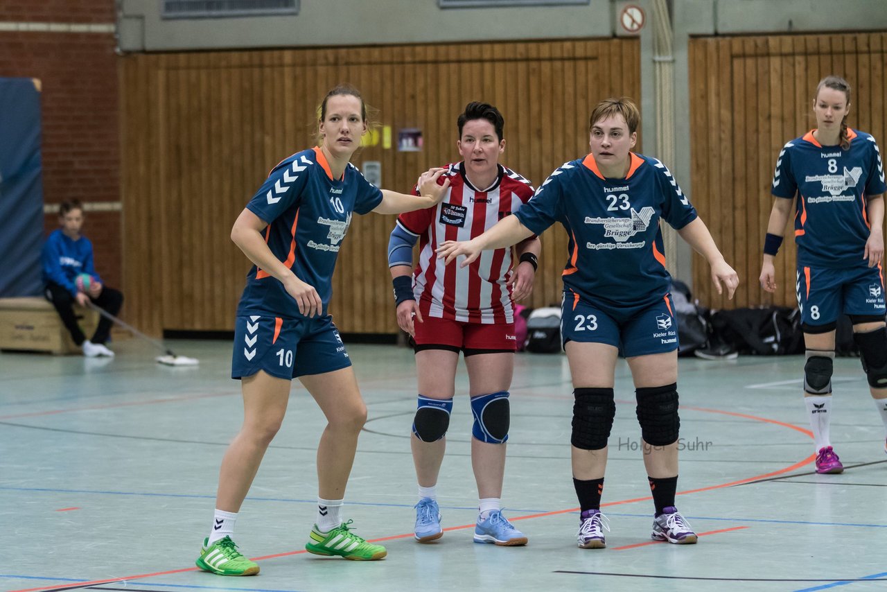 Bild 149 - Frauen Bramstedter TS - TSV Wattenbek 2 : Ergebnis: 20:24